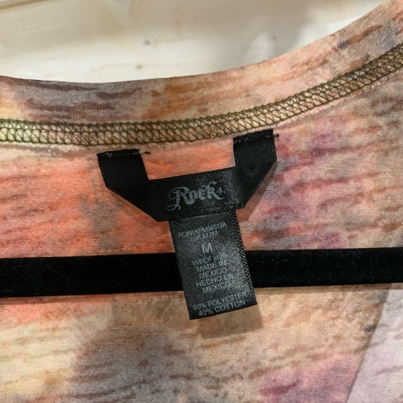 Wrangler Rock 47 | Orange & Pink Patterned Tee - Picture 4 of 5